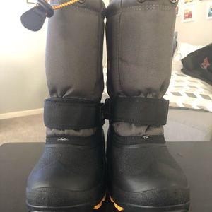 Snow Boots